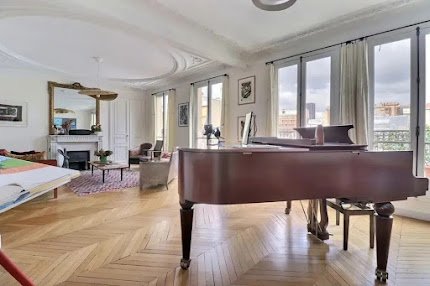 STUNNING DUPLEX RENTAL 6 BEDROOMS
