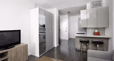 West 51st Street 1 Serviced Apartments