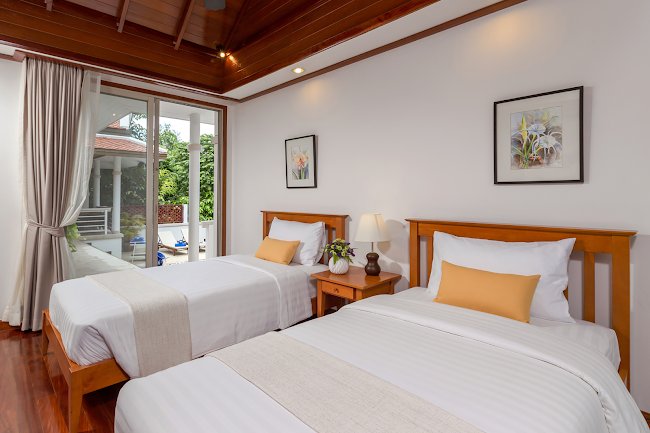 Handsome Villa Near Kata Beach