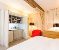 Bretonnerie Serviced Apartment