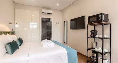 Bedroom at Wine Essence II