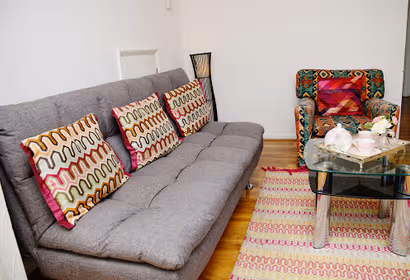 4 Bedrooms Near LHR Airport - Staines