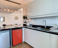 Glamorous Sulafa Tower Apartment