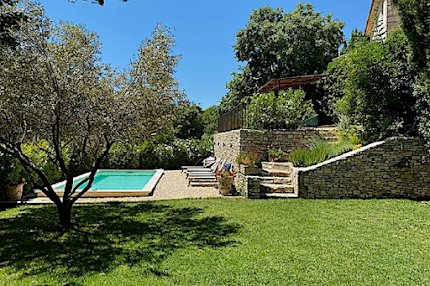 A Private Villa in the Picturesque Village of Joucas