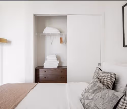 8th St NW Street Serviced Apartment