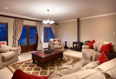 Golden Gate St Serviced Villa