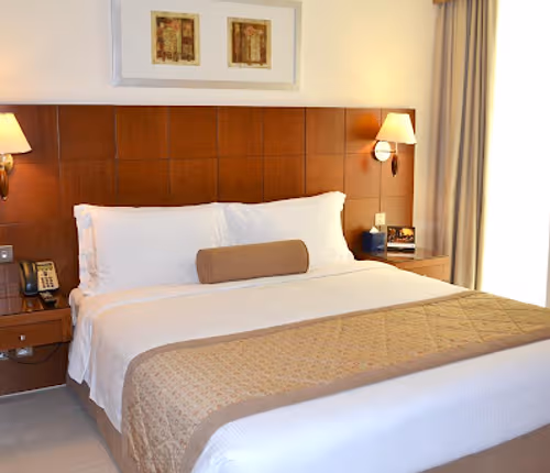 Luxury bedroom at Al Rawda Arjaan Serviced Apartments, Nahyan Camp