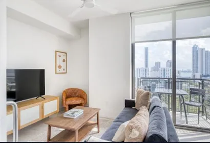 Northeast 22nd St Serviced Apartment