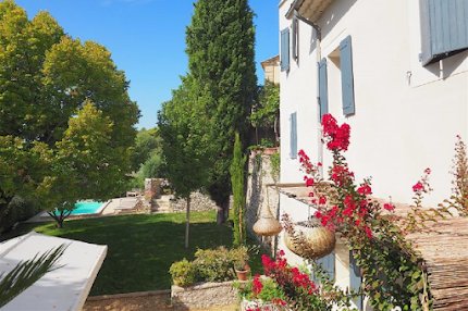 A Private Villa in the Picturesque Village of Joucas