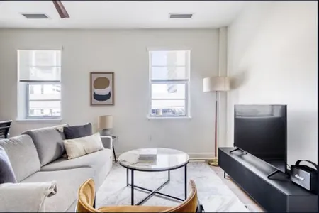 1st St Serviced Apartment