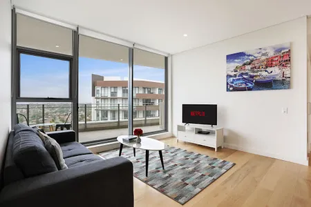 Mooltan Avenue Apartments