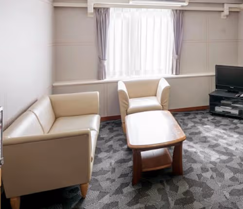 Simplistic living area in Shinogawamachi