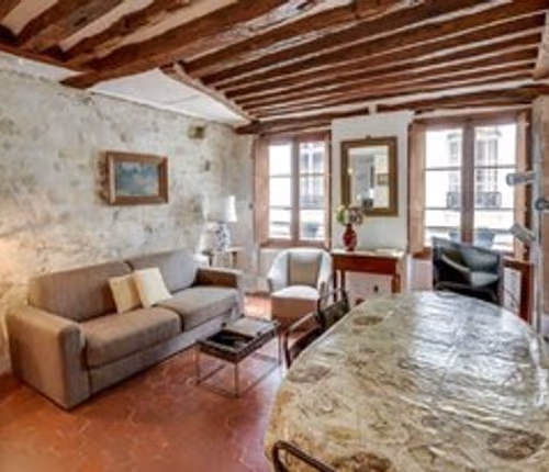 MARAIS SQUARE DU TEMPLE  RUE DU BRETAGNE