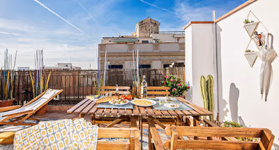 Terrace in Atic Gracia