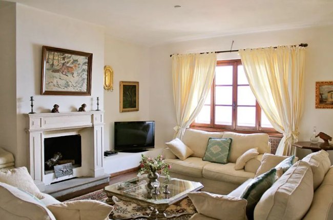SOLUTION TO YOUR ITALIAN GETAWAY - PRETTY HAMLET WITH ASTONISHING VIEWS OF COMO