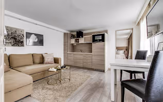 ARGOUT SERVICED APARTMENT