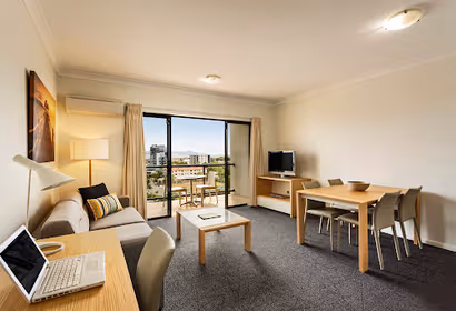 Palmer Street Serviced Apartments