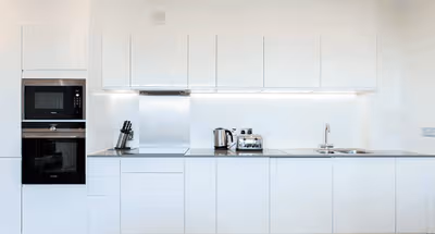 Full kitchen at Clover Court