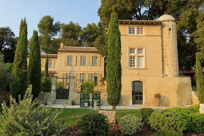 A Luxury Retreat in the Provence des Alpilles