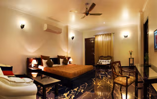 C Block, Sector 43 Apartments