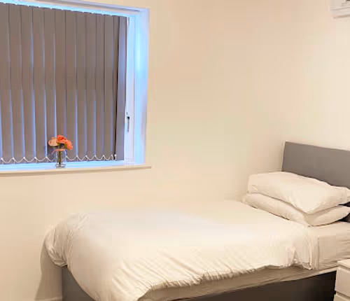Sutton 1 Bedroom Apartment