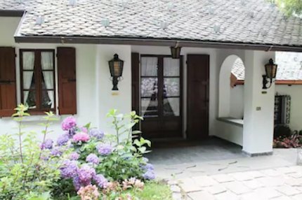 SOLUTION TO YOUR ITALIAN GETAWAY - PRETTY HAMLET WITH ASTONISHING VIEWS OF COMO