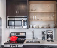 Pine Street Apartment