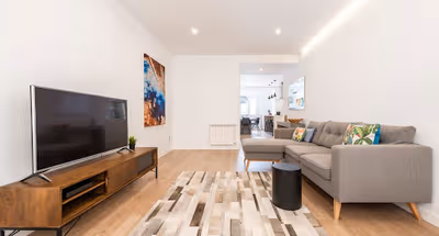 Salamanca Serviced Apartments