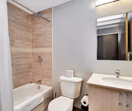 Bathroom - 1 bed apartment