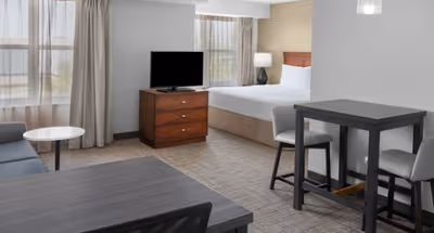 Middle Avenue Apartment