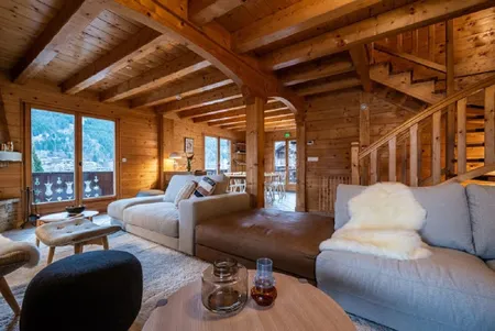 BREATHTAKING VIEWS, OVERLOOKING THE SKI RESORT-LUXURY CHALET IN MORZINE