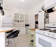 Equipped Kitchen at Elgin Park &amp; Market Street