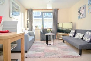 Shelly Apartment in Watford