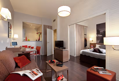 Paris Vincennes Serviced Apartment, Champs Elysees