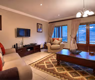 Golden Gate St Serviced Villa