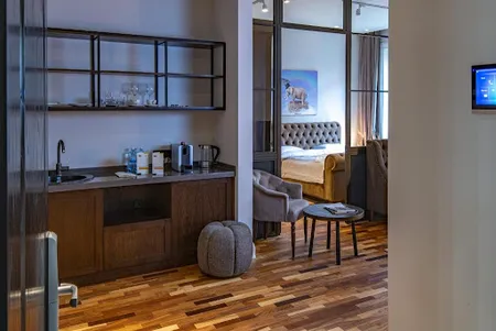 Al-Farabi Avenue Serviced Apartments