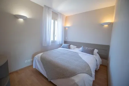 Carros Luxury Apartments