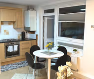 4Bedroom/1Bathroom and W/C Duplex Maisonette