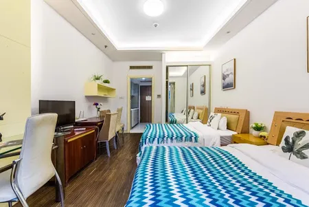 Loushanguan Road Station Apartments