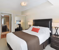 Simcoe Street Serviced Apartments v