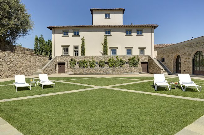 14TH CENT HISTORIC ESTATE ON THE EDGE OF FLORENCE