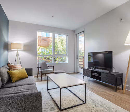 Millennium Drive Apartment