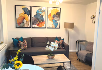 4Bedroom/1Bathroom and W/C Duplex Maisonette