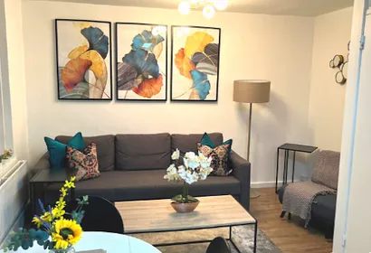 4Bedroom/1Bathroom and W/C Duplex Maisonette