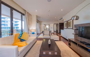 Palm Jumeirah Serviced Apartments