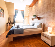 <font style="vertical-align: inherit;"><font style="vertical-align: inherit;" class="">Luxus hálószoba a Miklós u. 15. szám alatt. </font><font style="vertical-align: inherit;">Debrecen 4025 Magyarország</font></font>